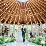 グランドプリンスホテル大阪ベイ：【緑×檜香るチャペルがリニューアル】自然広がるリゾートで心和らぐウエディングを