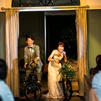 ハミングプラザＶＩＰ新潟：みんなが笑顔になれる披露宴になるよう意識。ふたりが自転車で現れるオープニング演出にゲストもびっくり