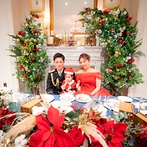 ベイサイド迎賓館　長崎：クリスマスシーズンを意識してトータルコーディネート。お色直しは愛息の衣裳当てクイズでゲストも笑顔に