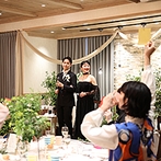 プライベートガーデンＷｅｄｄｉｎｇ　Ｌａ　ｐａｒｔｉｒ（ラ　パルティール）：ゲストが“利きぶどうジュース”にチャレンジ！ガーデンでのデザートビュッフェでゲスト満足度アップ