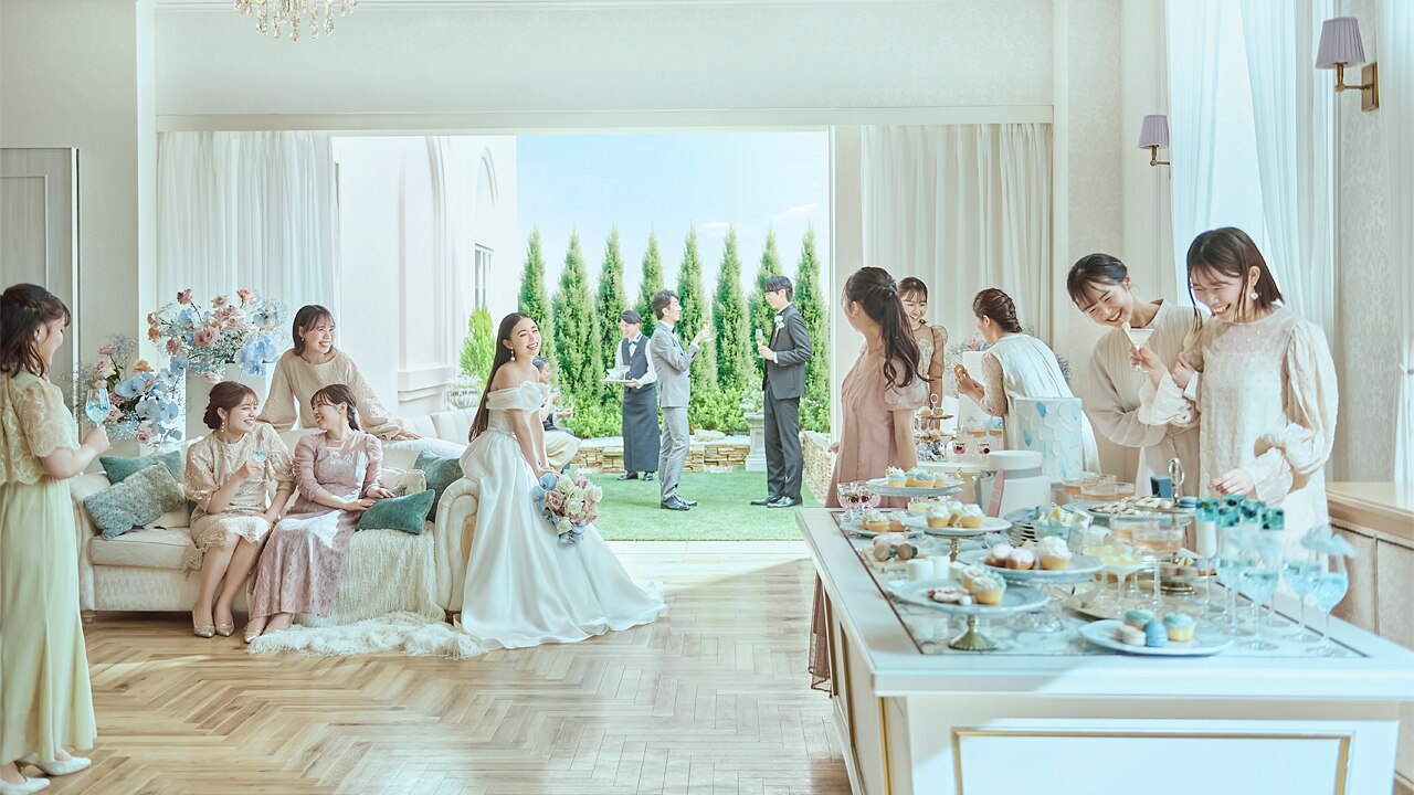 アニヴェルセル 白壁のおすすめスタイルの写真2-2