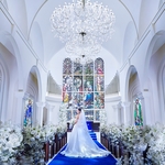アニヴェルセル 長野：【長野駅徒歩6分】憧れ大聖堂。自然感じる全館貸切で寛ぎのウエディング