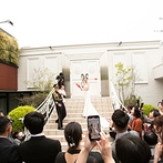 アルカンシエル横浜 luxe mariage：自分たちのことをよく知ってもらえて、ゲストや家族との思い出がよみがえるような演出を取り入れても