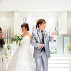 アルカンシエル横浜 luxe mariage：家族への感謝の想いがこみ上げた温かな挙式。晴れ渡ったガーデンでのアフターセレモニーも心に刻まれた