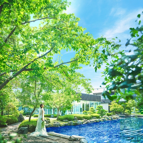 ＴＡＫＡＳＡＫＩ　ＭＯＮＯＬＩＴＨ（高崎モノリス）