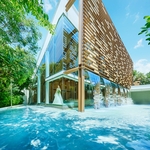 アーセンティア迎賓館　高崎：光・緑・滝の【独立型チャペル】選べるガーデン付貸切2邸宅でおもてなしウエディング