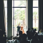 コットンハーバークラブ　横浜：中座では大切な家族にエスコートしてもらい感無量。老若男女問わず楽しめるゲームで笑いが起こる一幕も