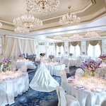 新横浜グレイスホテル／ロゼアン シャルム：【新横浜駅徒歩1分】好立地のウエディングホテル。人気チャペル待望のリニューアル！