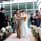 ラグナヴェール大阪 ＬＡＧＵＮＡＶＥＩＬ　ＯＳＡＫＡ：叶えたい結婚式のイメージがあれば写真を使って説明を。ゲストに感謝を伝える手紙の演出を取り入れてみては