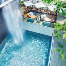 福岡　天神モノリス（ＦＵＫＵＯＫＡ　ＴＥＮＪＩＮ　ＭＯＮＯＬＩＴＨ）