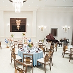 ＴＨＥ　ＳＥＡＳＯＮ’Ｓ（ザ・シーズンズ）：航空会社勤務にちなみ、テーマは“モノクロな世界からカラフルに彩られた世界へ飛行機に乗って旅に出よう”