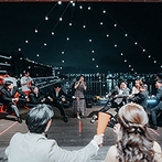 BAYSIDE GEIHINKAN VERANDA minatomirai：前代未聞？！の綱引き大会。将来の移住先を賭けての白熱した戦いを、会場中が固唾を飲んで見守った