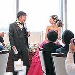 The 33 Sense of Wedding（ザ・サーティスリー センス・オブ・ウエディング）：お色直しドレスの色当てクイズ、キャンドルイリュージョンやロシアンシュークリームなど全員で大盛りあがり