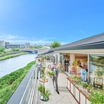 ATOLL TERRASSE 鴨川（アトールテラスカモガワ）：【京都駅から車で5分】1組貸切の邸宅。鴨川沿いの絶景×美食のウエディング