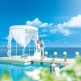 アートグレイス　オーシャンフロントガーデンチャペル　沖縄：純白のチャペルと優雅なホテルステイ。沖縄の魅力が全て詰まったリゾートウエディング