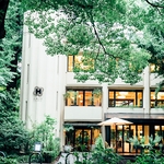 日比谷パレス：100年の森・日比谷公園で叶う、都会のオアシスを感じる寛ぎに満ちた貸切ウエディング