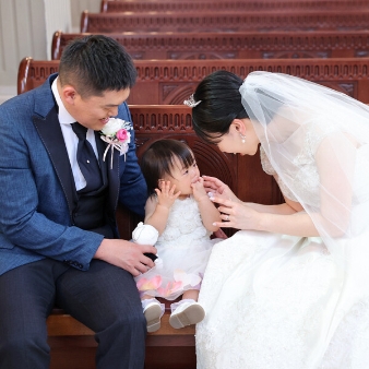 ブルーミントンヒル:【通年】パパママ婚プラン[大聖堂挙式]:写真だけでは伝わらない本番同様の雰囲気や感動を味わおう