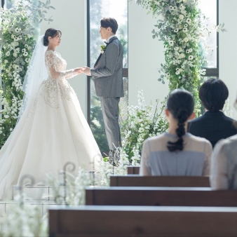 ベルヴィ　ラヴァンセーヌ:【1年以内施行検討の方｜60名｜289.4万⇒224.7万円】1年前割で来年の結婚式がお得♪人気の日取りも今ならOK