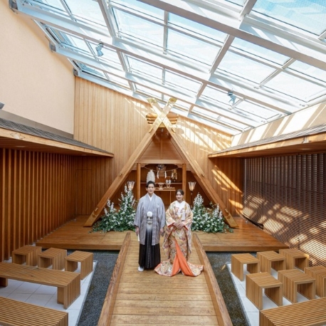 ベルヴィ ラヴァンセーヌ:\【和】に興味があるなら/天窓の館内神殿&圧巻*和装見学