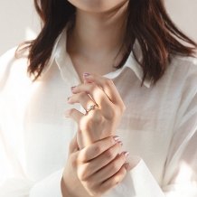 K.UNO BRIDAL(ケイウノ ブライダル):NEW 【パーチェ・コルテ】人気デザインの石座の高さを抑えた婚約指輪