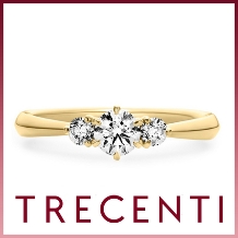 【トリニタ】センターダイヤに華やかさを添える伝統的なデザイン