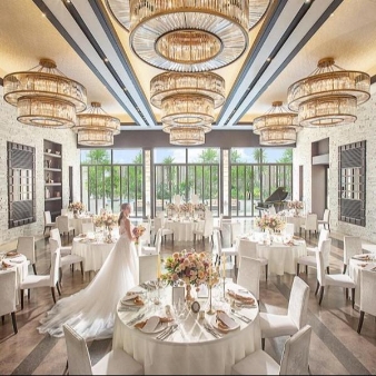 ビアンカーラ ヒルサイドテラス(BIANCARA HILLSIDE TERRACE):【25年12月-26年2月】<70名186万/80名201万>ホワイトチャペルキャンドル挙式&写真&美容&ドレス2着等込