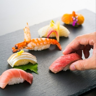 料理長ライブ演出◆四季折々の旬の和食×フレンチを体感