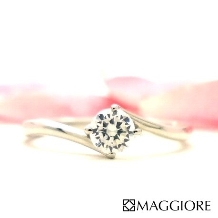 MAGGIORE アートダイヤモンド（マジョーレ）:【マジョーレ】１０万円未満で手に入る！４本爪のしなやかなＳ字が指を美しく