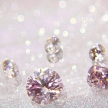 【マジョーレ】ピンクダイヤのグラデーションが美しいフローラルシリーズ