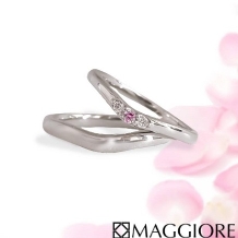 【マジョーレ】大粒ダイヤとピンクダイヤの豪華なデザイン『ルチアーナ』