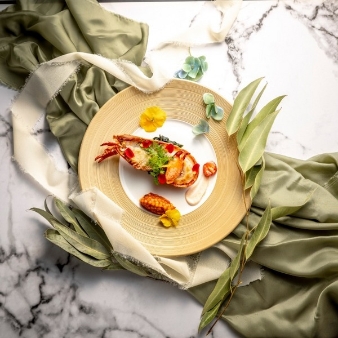 結婚式場：限定３組【オマール海老＆フィレ肉】食べ比べ＆会場見学フェア