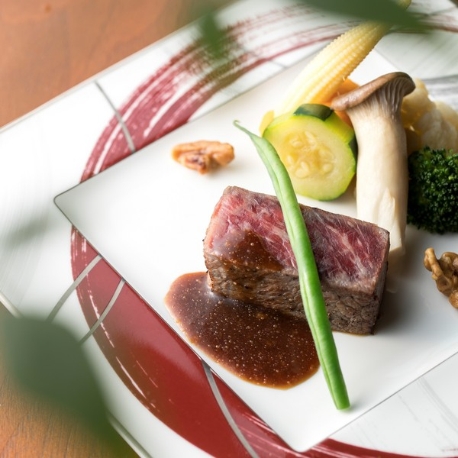 ＴＨＥ ＧＡＲＤＥＮ ＤＩＮＩＮＧ 弓絃葉：新春×20周年130万優待♪人気3品0円試食×人気映像演出体験