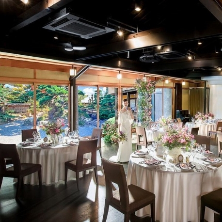 ＴＨＥ ＧＡＲＤＥＮ ＤＩＮＩＮＧ 弓絃葉：【4月来館がお得】BIG140万優待×ドレス＆和装人前式×貸切婚