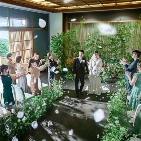 ＴＨＥ ＧＡＲＤＥＮ ＤＩＮＩＮＧ 弓絃葉：当日予約〇｜最大140万優待★和洋貸切婚×予算◆花嫁ALL体験