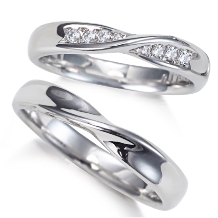 高級感ある重厚造りのプラチナダイヤ入り結婚指輪が２本で22万円！【美輪宝石】