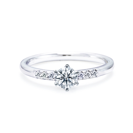 美輪宝石:優しく可愛いラインと重ね着けが楽しめる人気の0.3ctダイヤ婚約指輪19万8千円