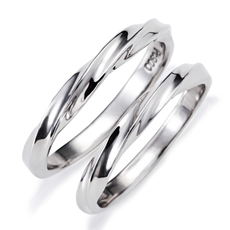 美輪宝石:男女ともに人気のプラチナ結婚指輪が２本で15万6千円！【美輪宝石】