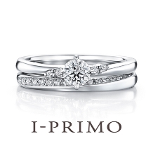 I-PRIMO(アイプリモ):【サジッタ】「愛の矢」の軌跡を思わせるメレダイヤの繊細なウエーブラインで美指に