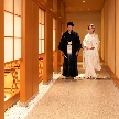 【憧れの上質和婚】大切に継承された日本の美しい儀式。御影石の参道を歩み、庭園から差し込む清々しい光と雅楽の生演奏の中、厳かに式を執り行います。先輩カップルの満足度◎ホテル日航で叶える和婚フェアへ是非★