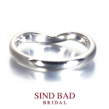 SIND BAD BRIDAL:結婚指輪【凛星（りんぜ）】指元に光る白金の星空サファイアをアレンジ