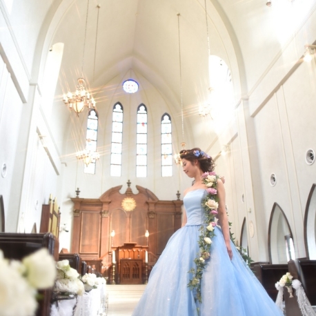 ロイヤルマナーフォート　ベルジュール／サン・ロマネスク・チャペル：【200着から選べる】ドレス試着×西欧大スケールチャペル見学