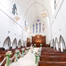 ロイヤルマナーフォート　ベルジュール／サン・ロマネスク・チャペル:《県内最大級の大聖堂を貸切！！》チャペル挙式プラン