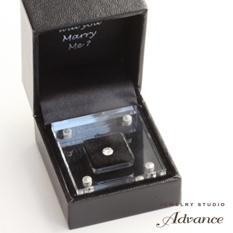 JEWELRY STUDIO Advance:【サプライズプロポーズにおすすめ】『ダイヤモンドでプロポーズ』