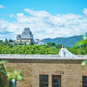 姫路モノリス　旧逓信省姫路別館（ＨＩＭＥＪＩ　ＭＯＮＯＬＩＴＨ）のフェア画像