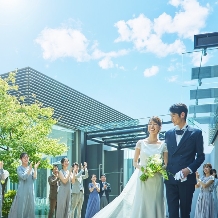 ＴＡＫＡＳＡＫＩ　ＭＯＮＯＬＩＴＨ（高崎モノリス）:【挙式フォトプラン】家族や親しい方に囲まれた結婚式を叶えるプラン