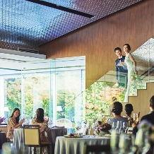 京都　北山モノリス（ＫＹＯＴＯ　ＫＩＴＡＹＡＭＡ　ＭＯＮＯＬＩＴＨ）:＼70名71万円分特典／大人数プラン