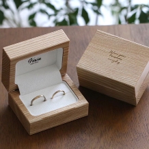 atelier Kiona.（アトリエ キオナ）:リボンのような結婚指輪！個性的で洗練されたクールなデザイン★
