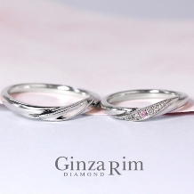 【銀座リム／レベッカ】長く愛せる結婚指輪・稀少な宝石ピンクダイヤが煌めくリング