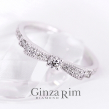 Ginza Rim／銀座リム:【銀座リム／エリー】デイリーに愛用できるのが嬉しい！10万円台で叶う婚約指輪