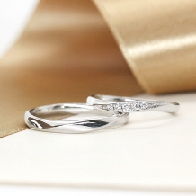 Ginza Rim／銀座リム:【銀座リム／ルナ】美しいダイヤのグラデーション×シンプルリング